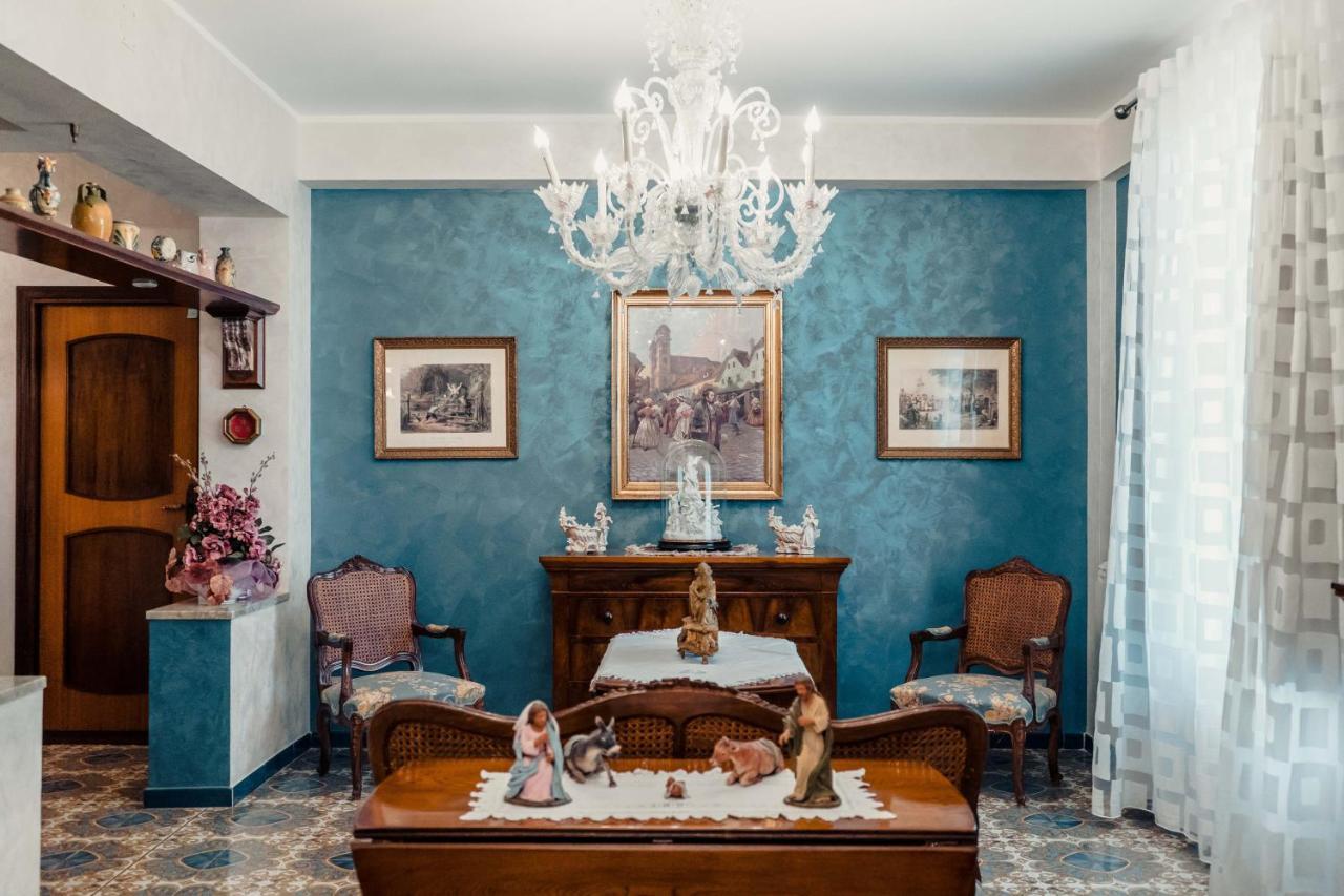 מונריאלה B&B Elvira Al Duomo מראה חיצוני תמונה
