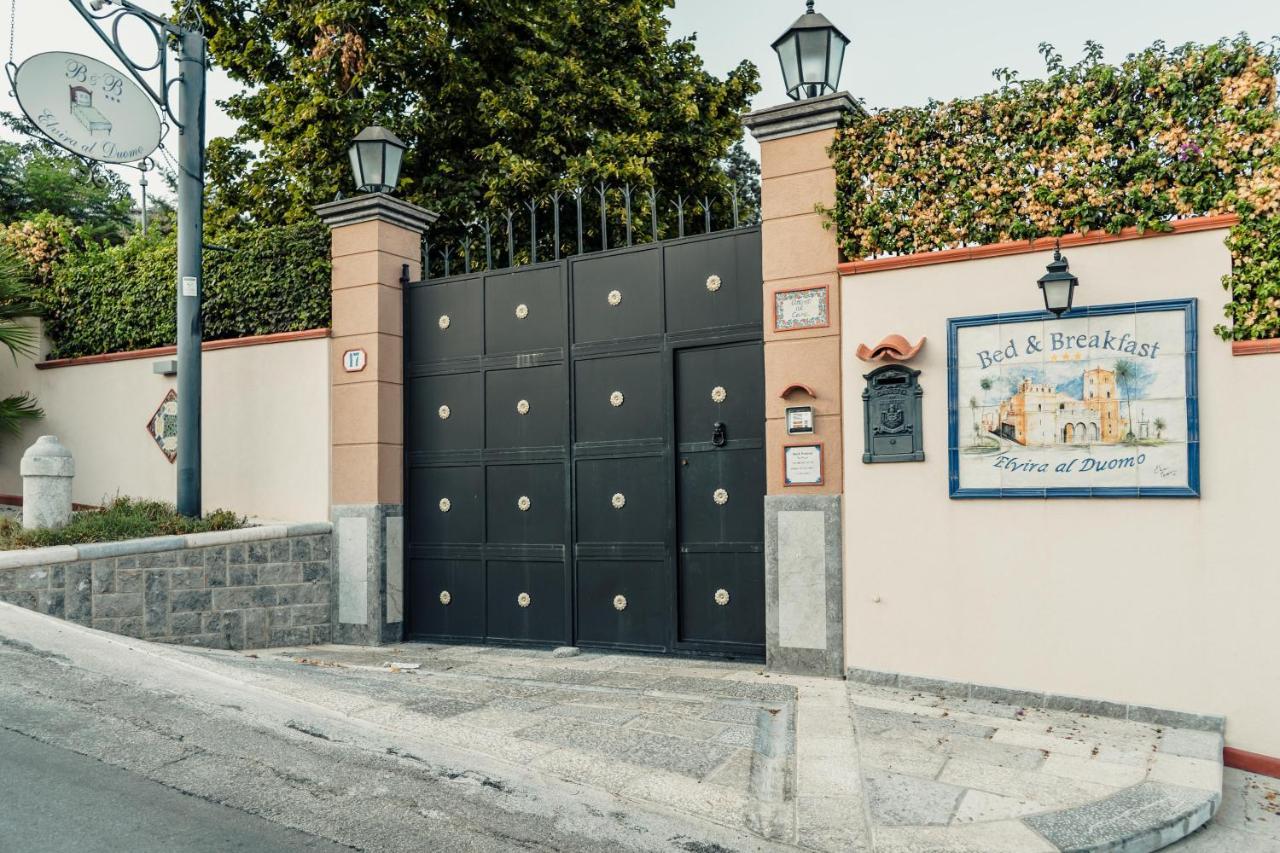 מונריאלה B&B Elvira Al Duomo מראה חיצוני תמונה